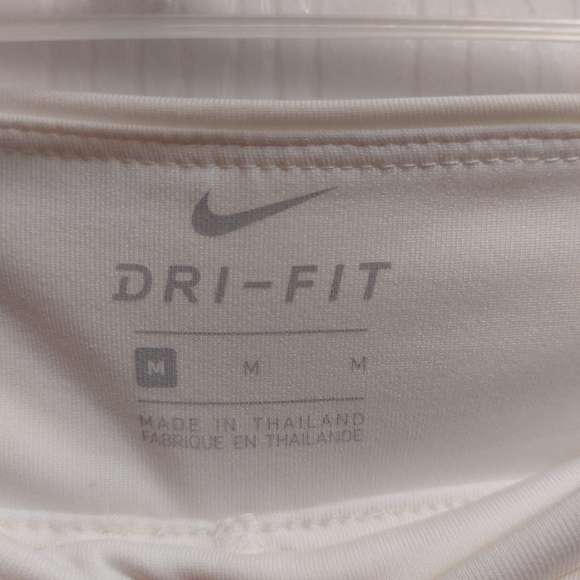 Nike Dri-Fit Women's New Without The Tag White Skorts Size M - Picture 6 of 10
